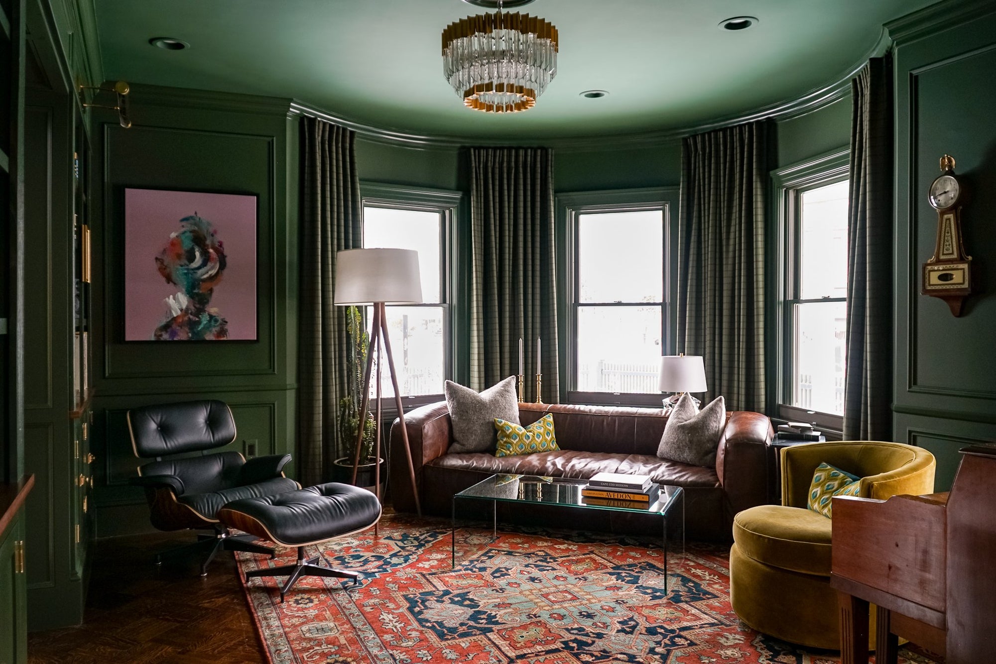 what is a parlor room