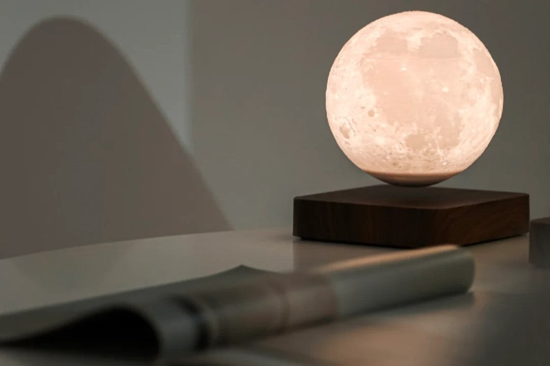 Floating Magnetic Lamp