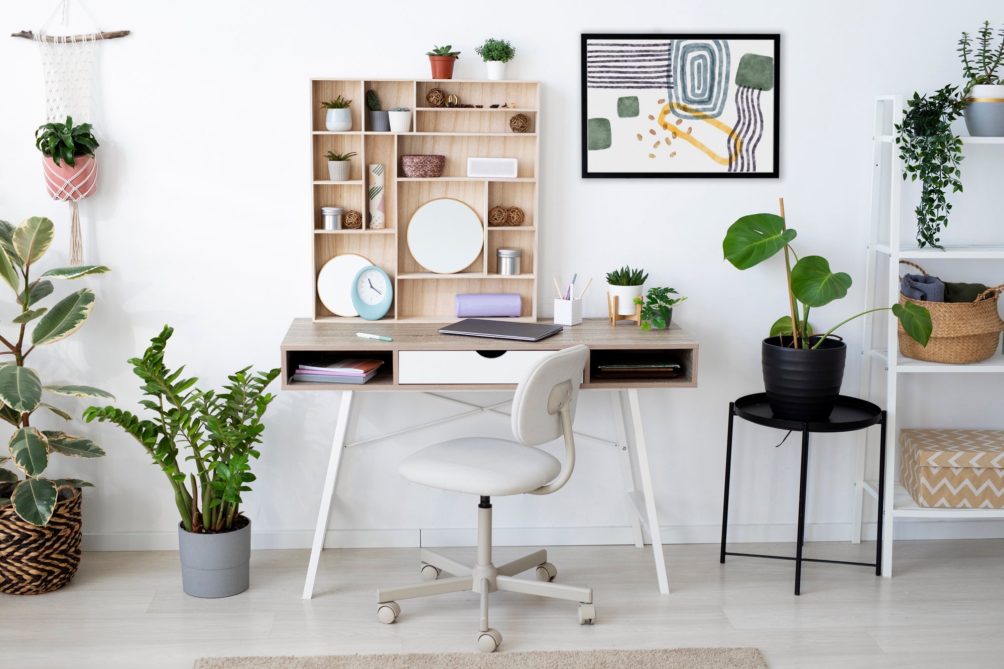 Office Wall Decor Ideas