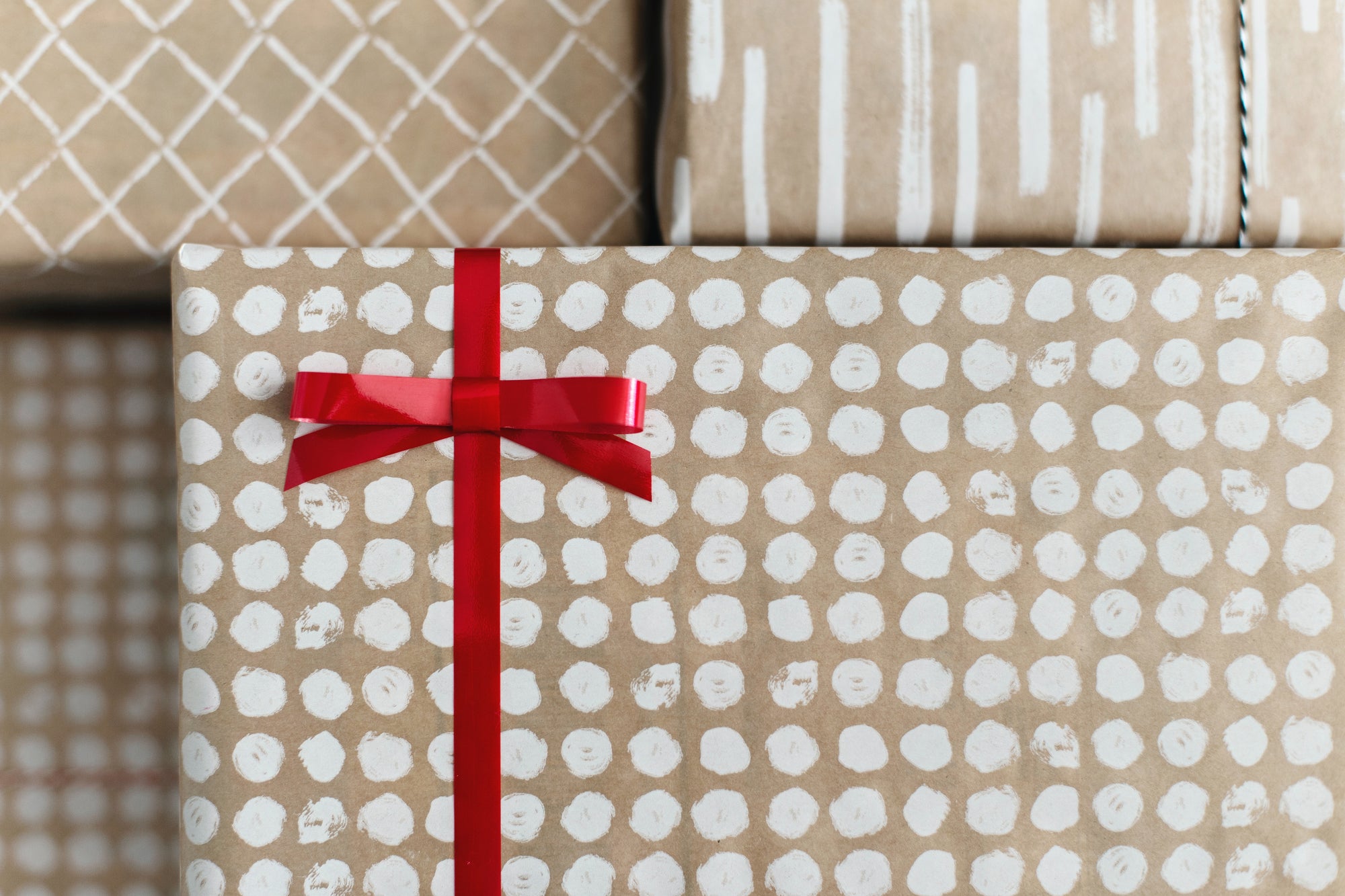 5 Gifts for Stay at Home Moms: Unique Finds