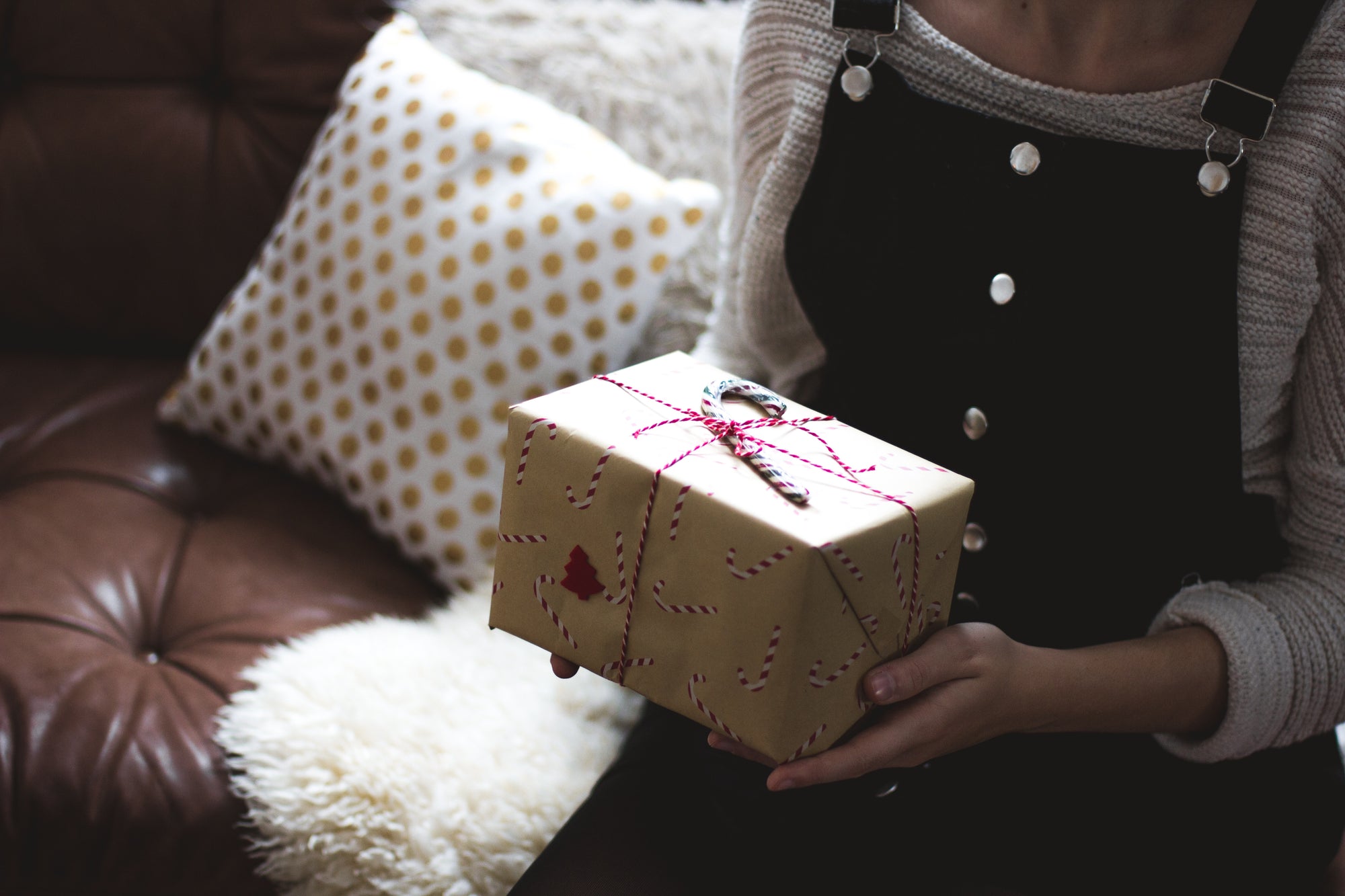 Perfect Parents Anniversary Gift Ideas: Celebrate Their Journey