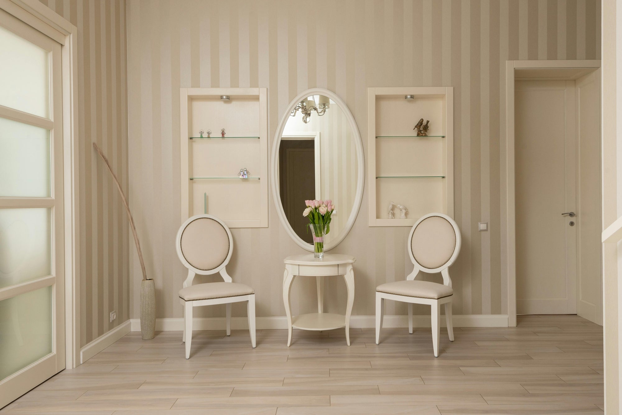 wall mirror decor