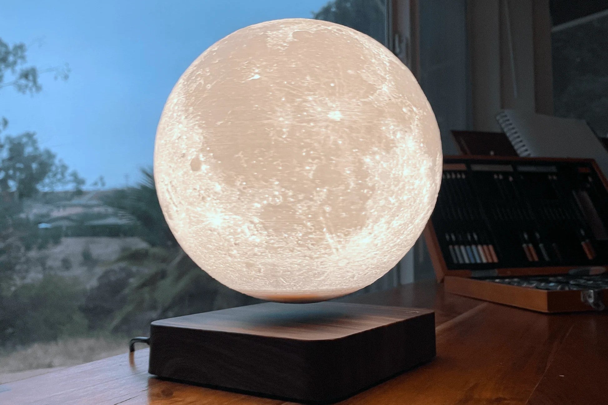 Floating Moon Lamp