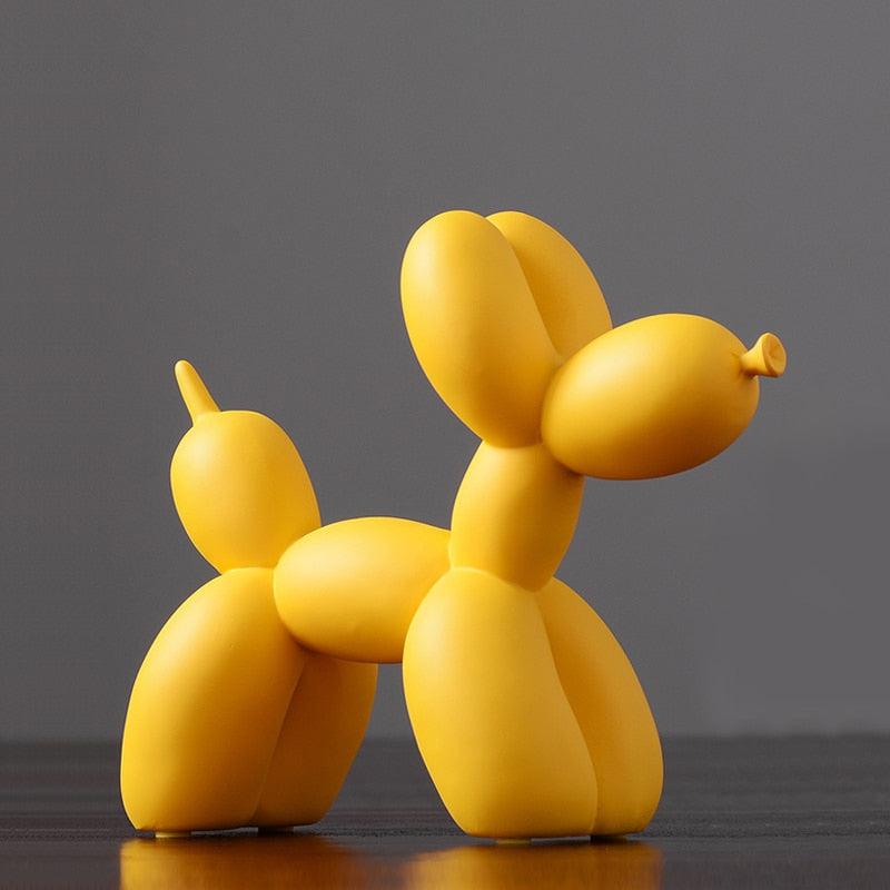 Caslon Balloon Dog Statue