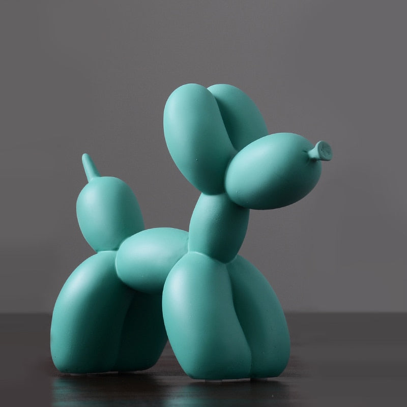 Caslon Balloon Dog Statue