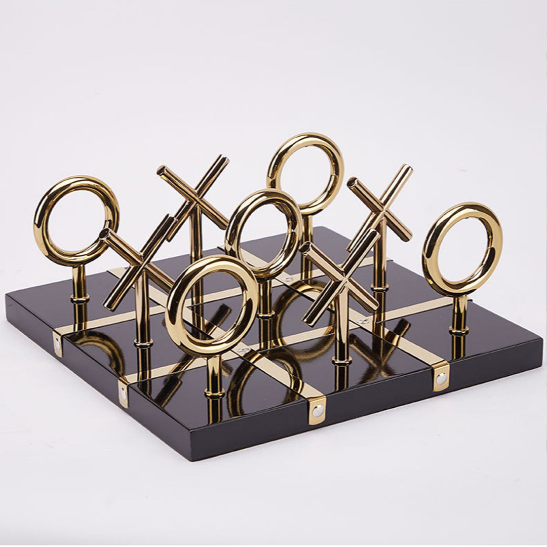 Metal Tic-Tac-Toe Game with set comprises 9 pieces