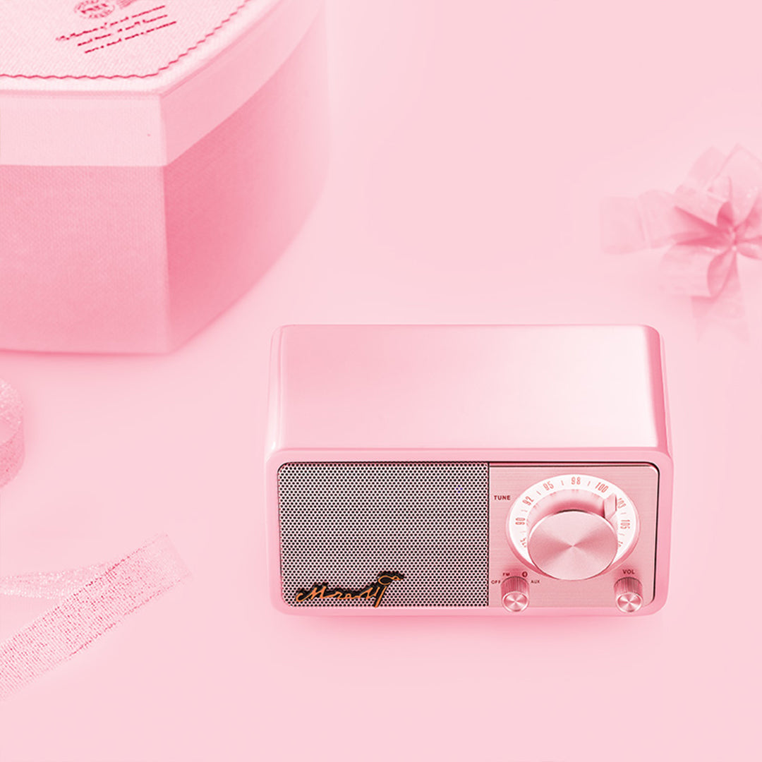 Retro Radio Soundbox Bluetooth  plug in directly to the AUX