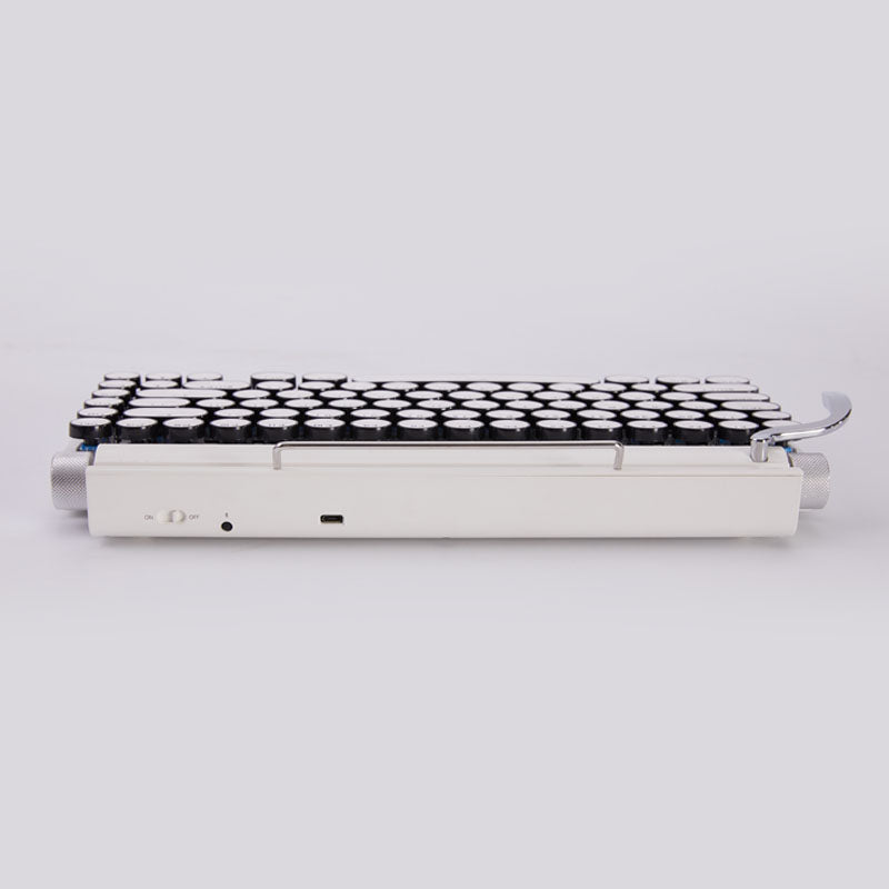 Retro Typewriter Keyboard giving a more immersive and tactile experience