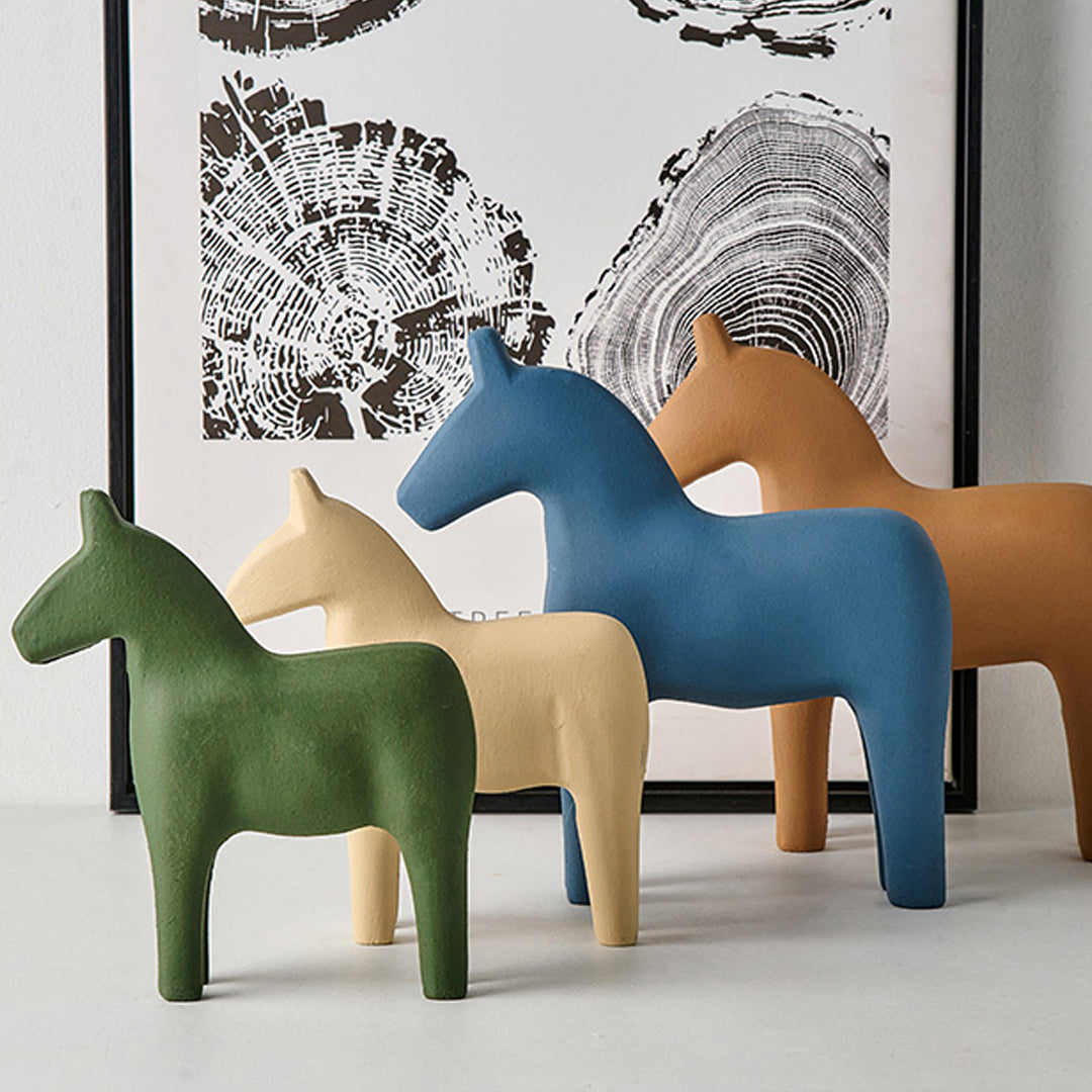 Trojan Horse Wooden Statue with the creative and stunning