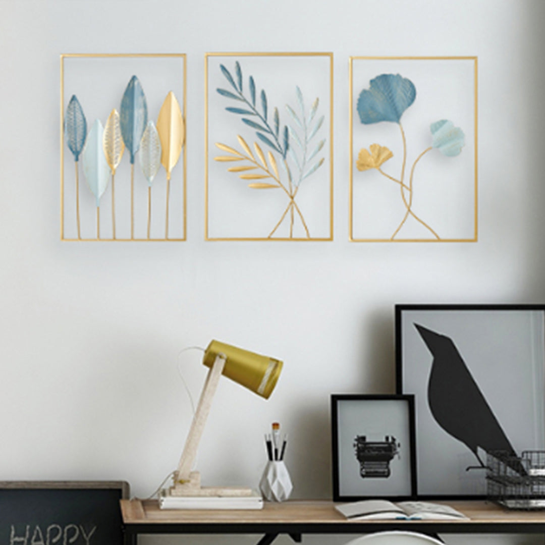 Gold Metal Wall Decor Returns & Refund Within 30 Days of Delivery.