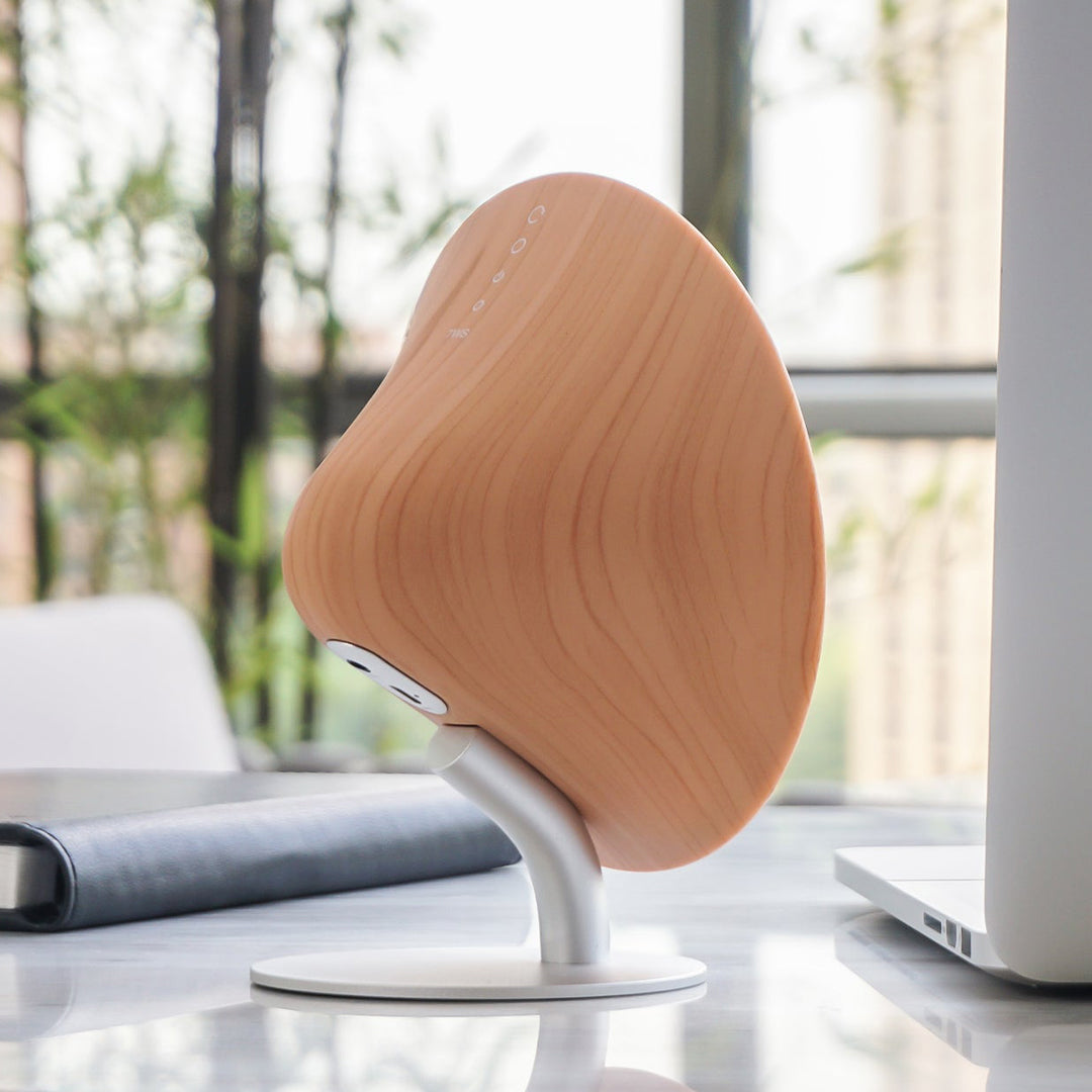 Touch HiFi Bluetooth Speaker with Dimensions 140 x 160 x 60 mm.