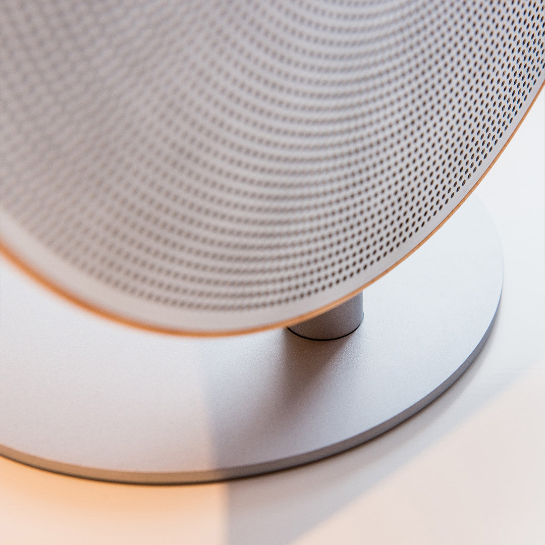 Touch HiFi Bluetooth Speaker with Powered by Li-ion 1200mAh Rechargeable Battery.