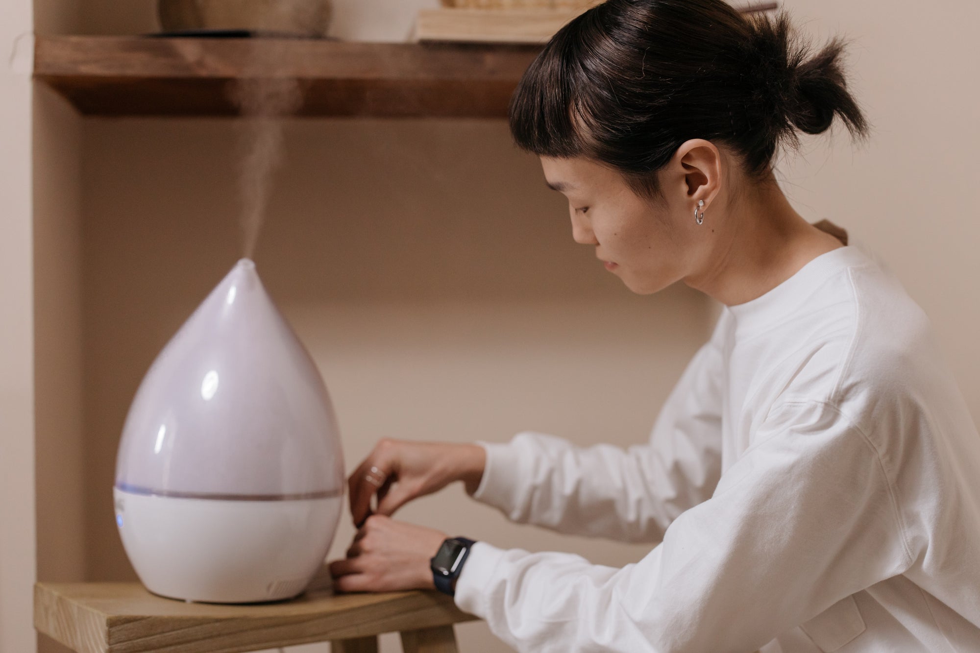 How to Clean Humidifier: Essential Maintenance Tips