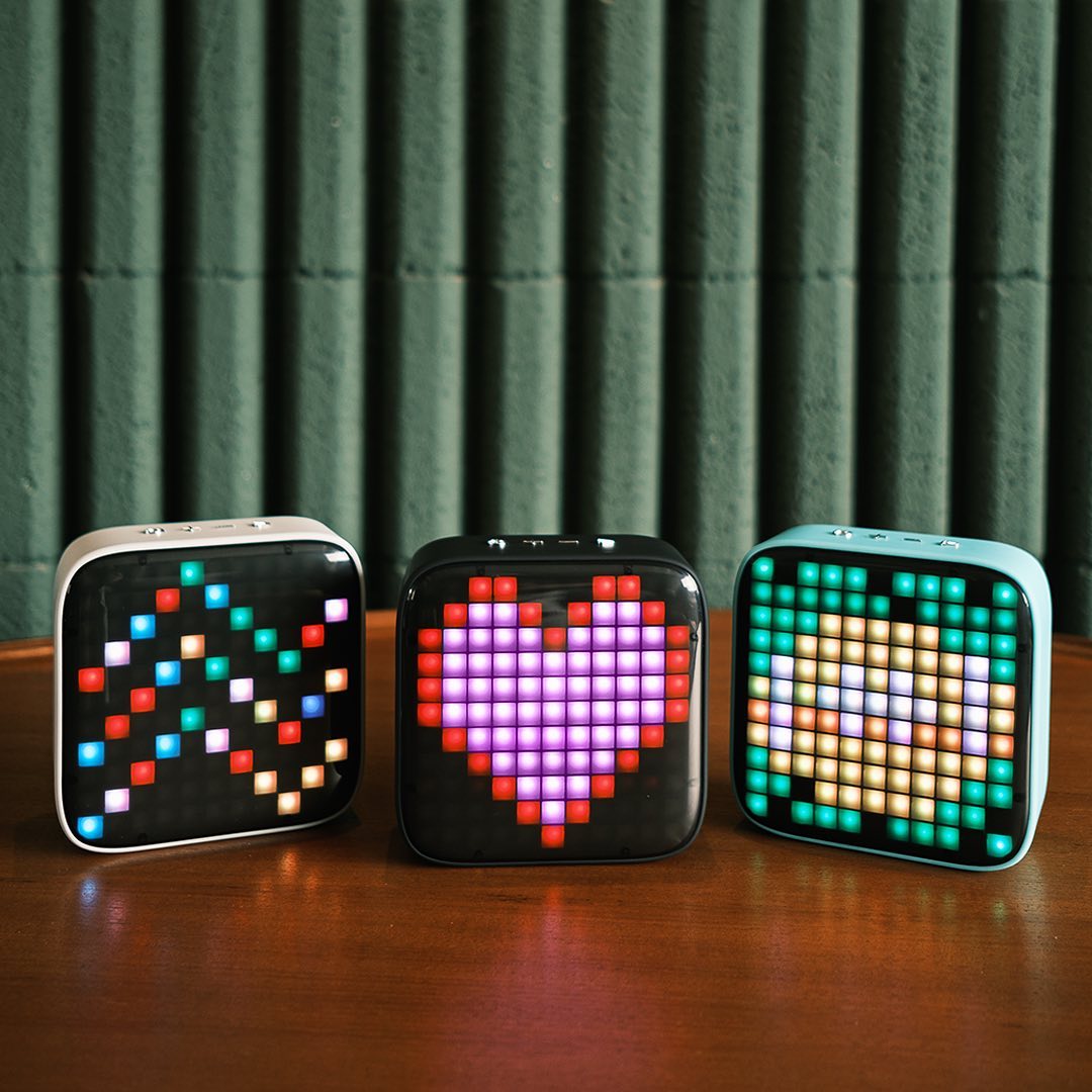 Pixel Art Bluetooth Speaker With Bluetooth connectivity